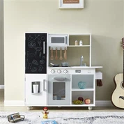 Hölzernes Küchenspielzeug mit Tafel